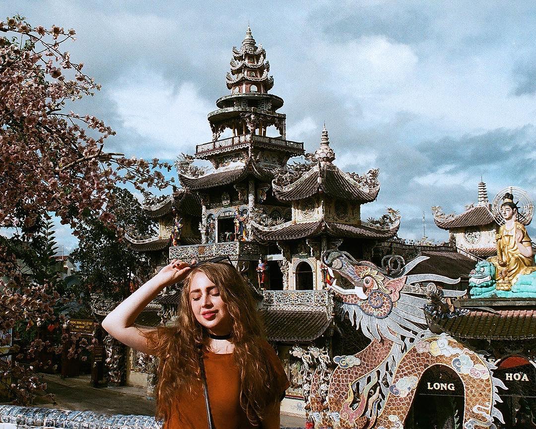 tour du lịch Đ&agrave; Lạt 3 ng&agrave;y 2 đ&ecirc;m tham quan ch&ugrave;a linh Phước - tatravel.vn-01